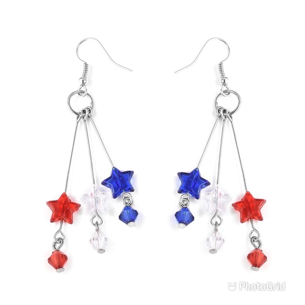 Set of 2 Chroma Patriotic Star Earrings - Picture 2 of 3